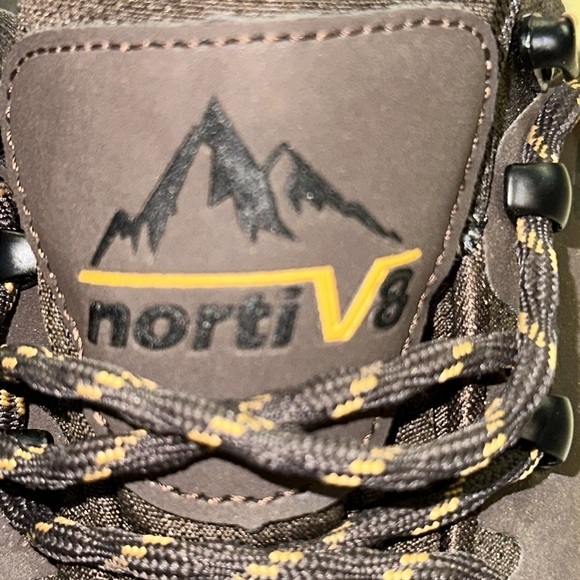 NORTIV 8 Men's Low Top Waterproof Hiking Shoes Trekking Trails Outdoor Work Boot - Picture 12 of 13